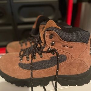 Womens Steel Toe boots